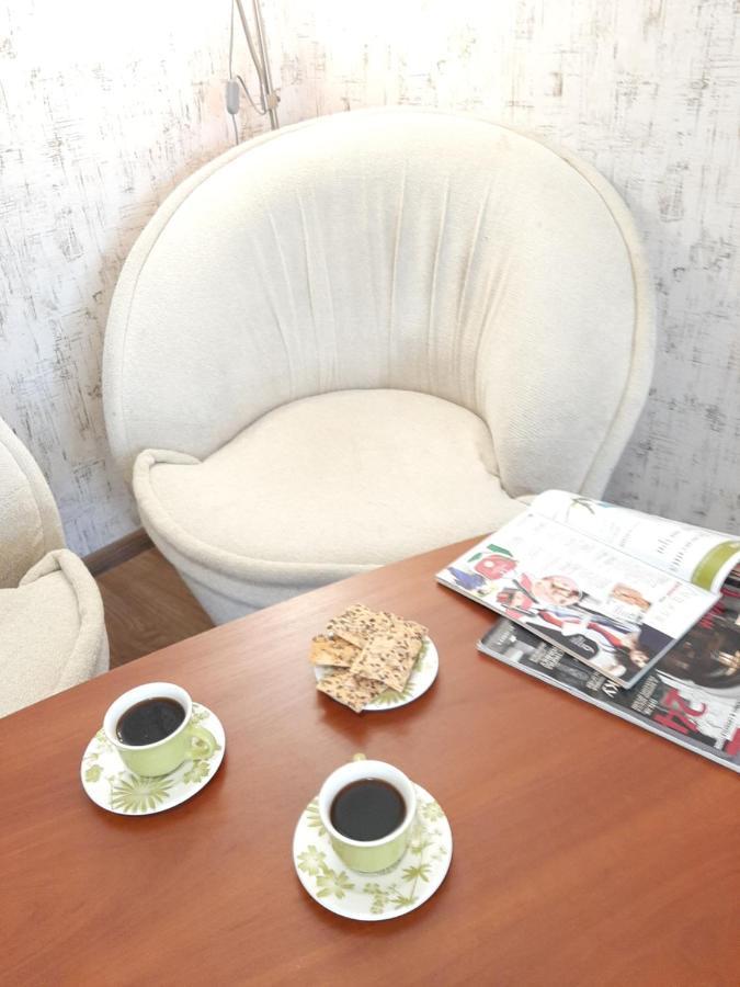 1 Комнатная На Позняках Appartement Kiev Buitenkant foto
